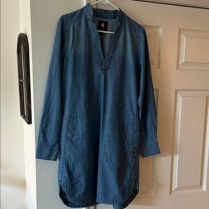 G-Star Light Blue Denim V-Neck dress size medium NWT